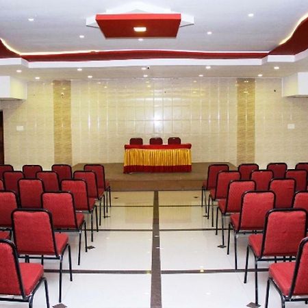 Hotel Poppys S.E.T Residency Kumbakonam Zewnętrze zdjęcie