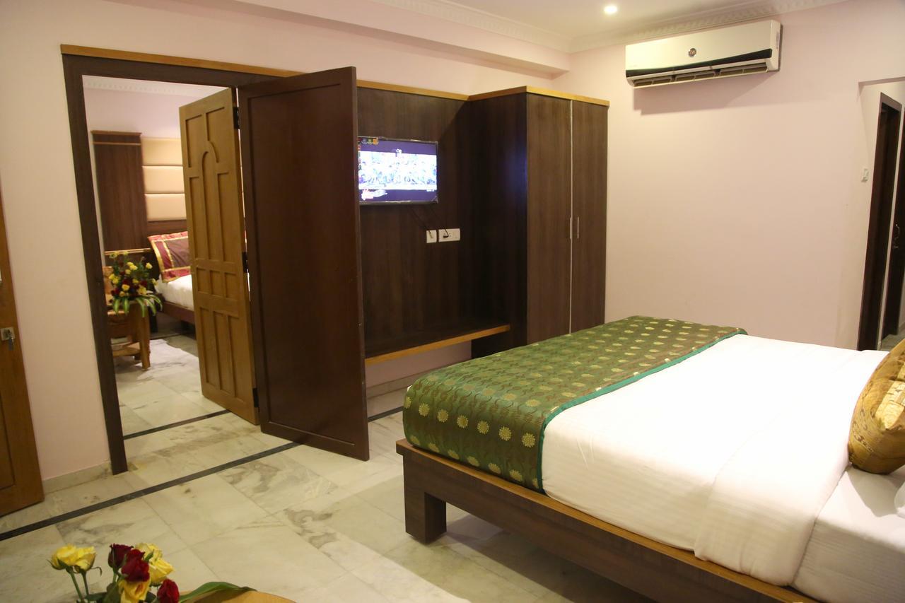 Hotel Poppys S.E.T Residency Kumbakonam Zewnętrze zdjęcie
