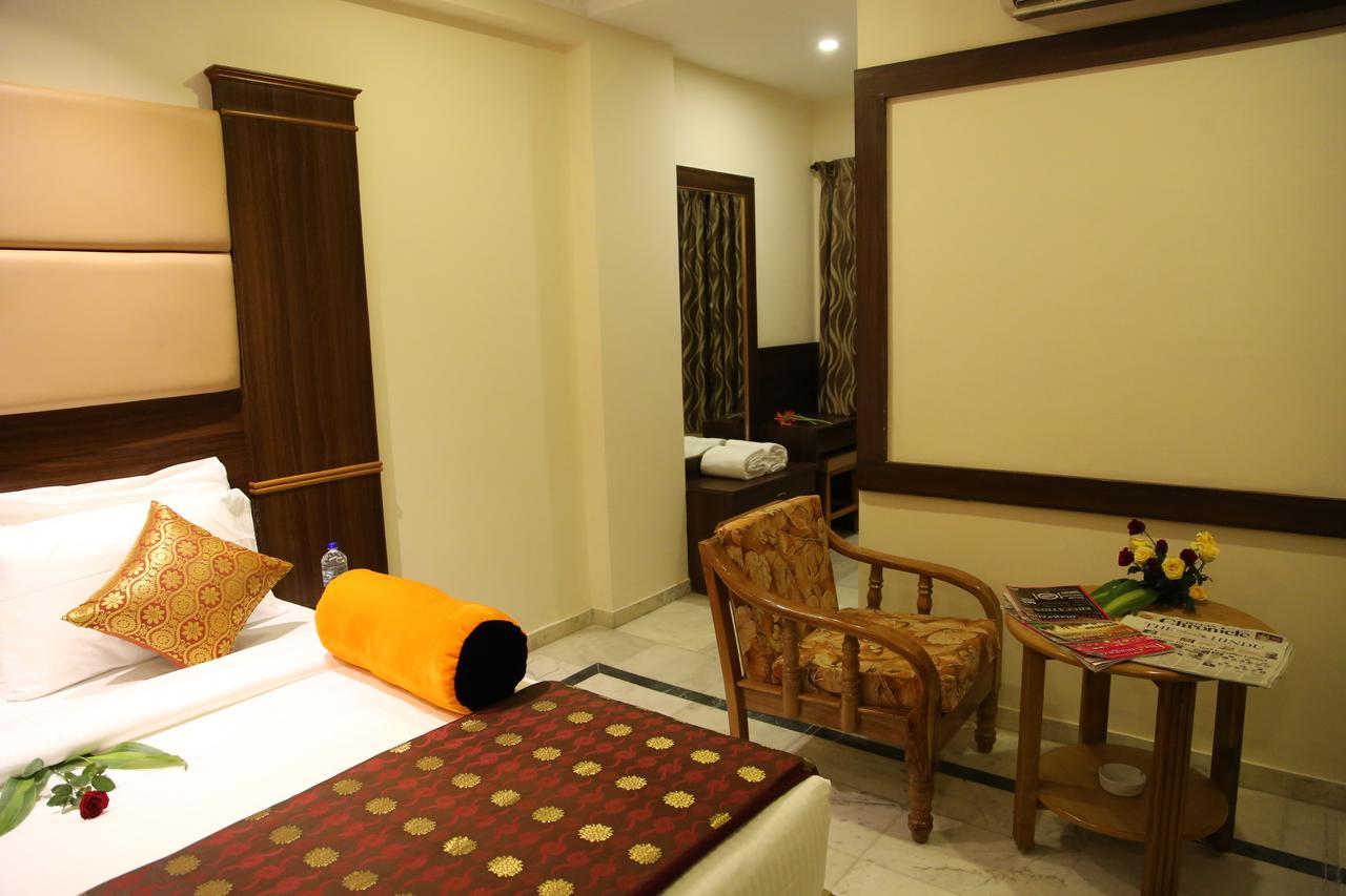 Hotel Poppys S.E.T Residency Kumbakonam Zewnętrze zdjęcie