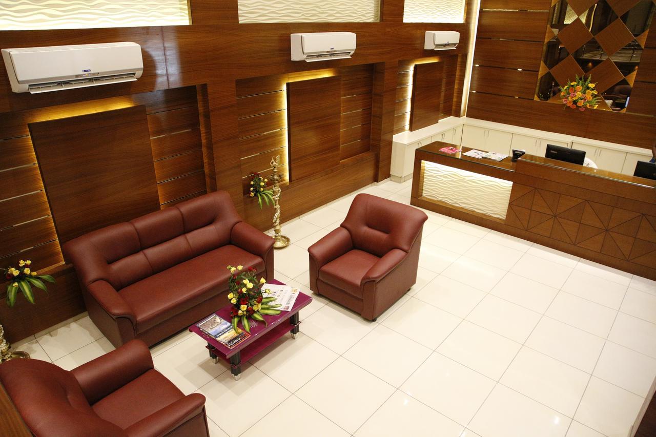 Hotel Poppys S.E.T Residency Kumbakonam Zewnętrze zdjęcie