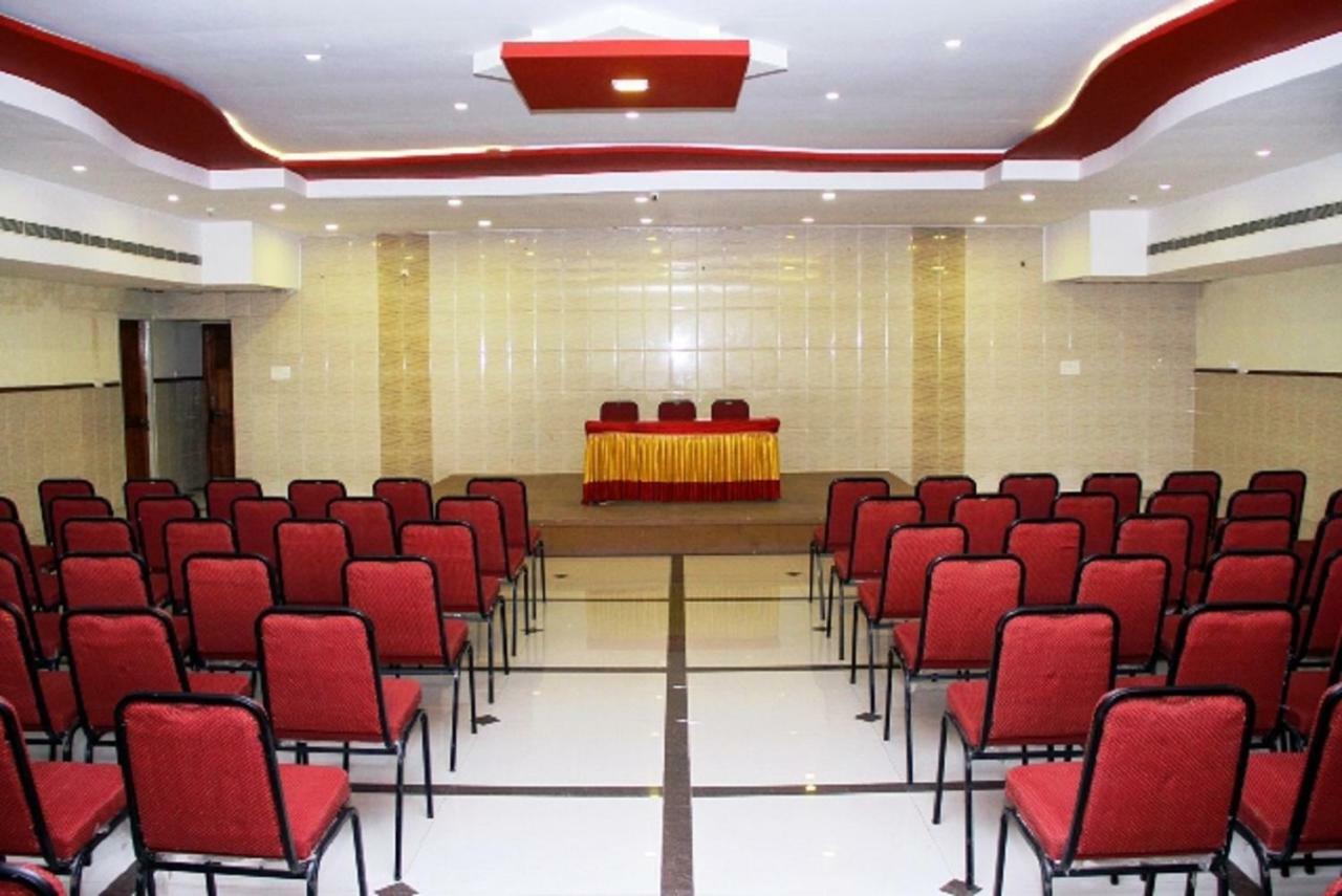 Hotel Poppys S.E.T Residency Kumbakonam Zewnętrze zdjęcie