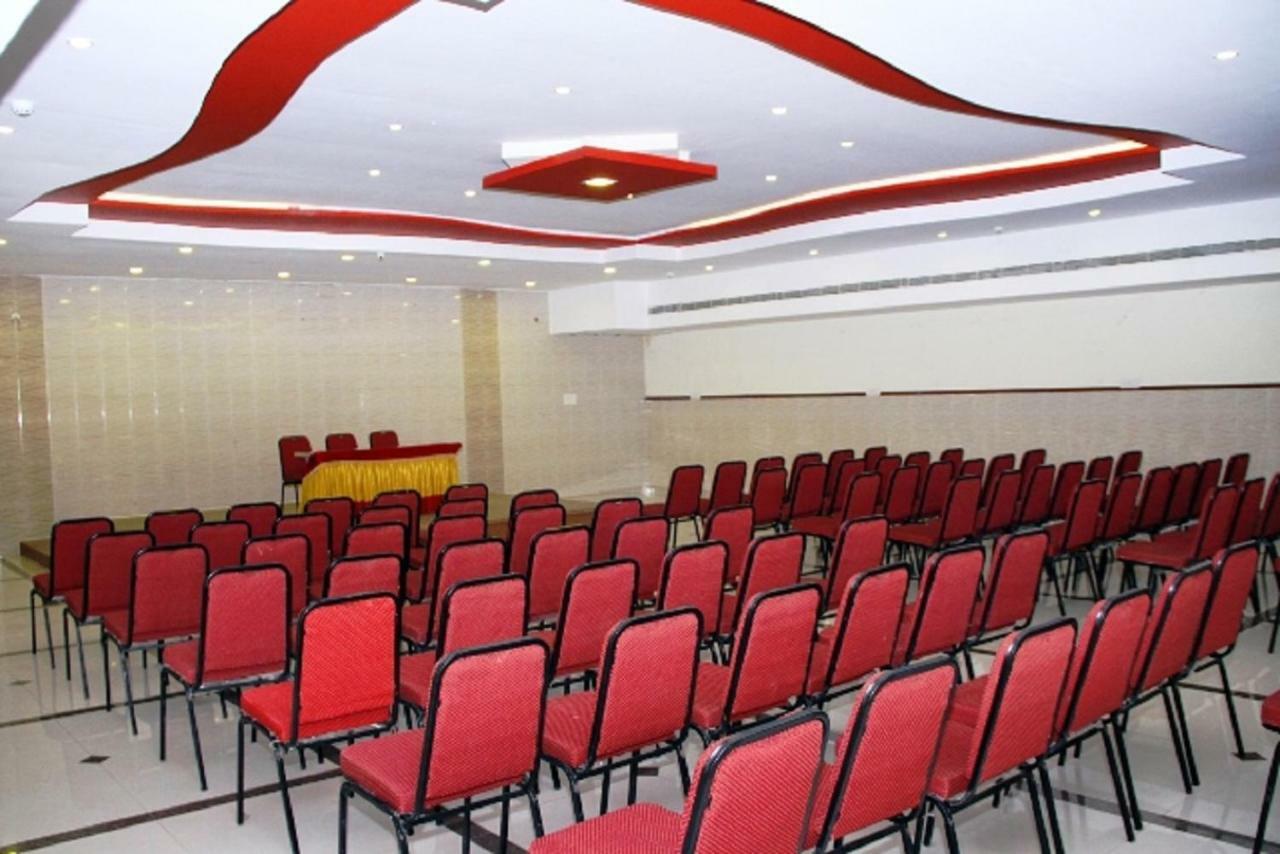 Hotel Poppys S.E.T Residency Kumbakonam Zewnętrze zdjęcie