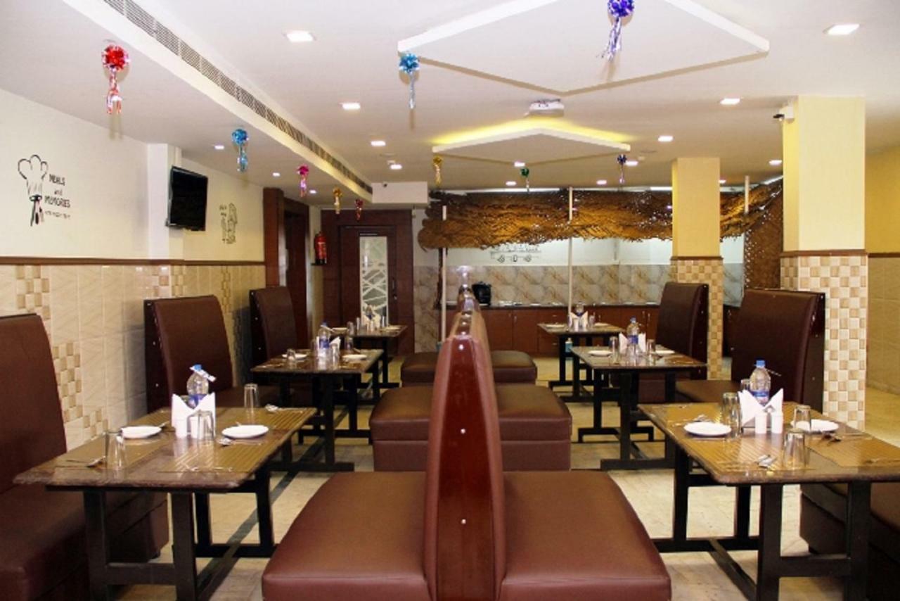 Hotel Poppys S.E.T Residency Kumbakonam Zewnętrze zdjęcie